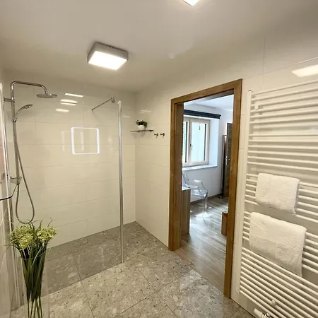 Sprungschanze Haus *